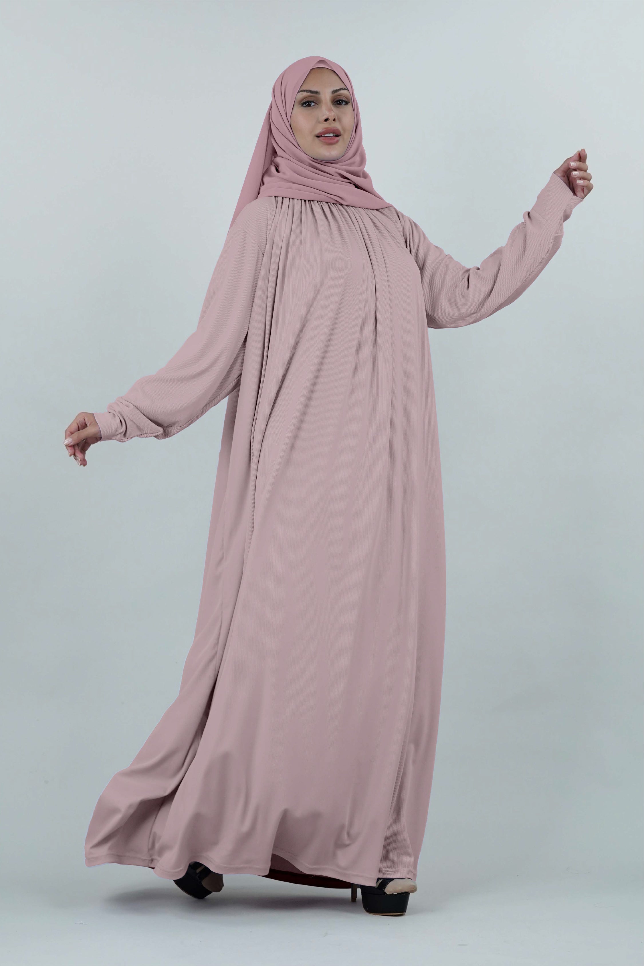 Non-Iron Essentials Abaya Pink