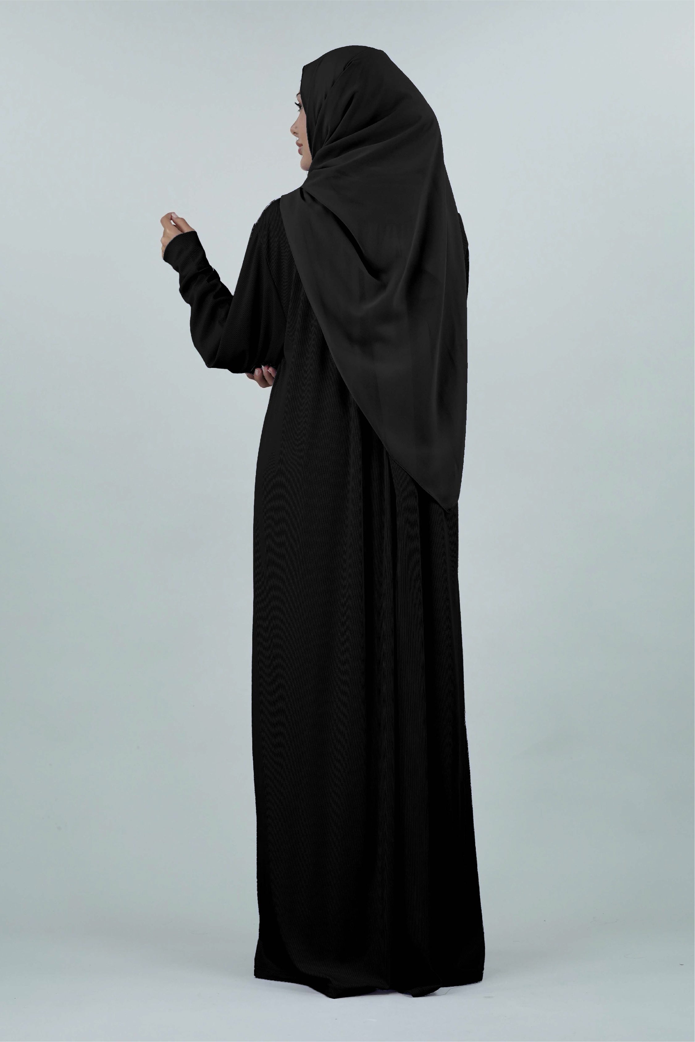 Non-Iron Essentials Abaya Black